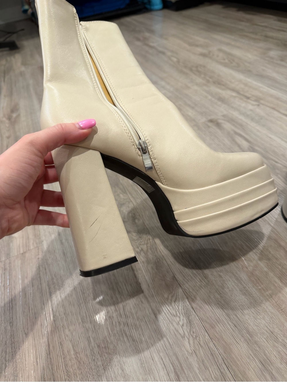 Women’s Princess Polly Platform Boots - Size 8 - Cream - Picture 5 of 9